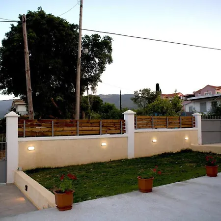 Babis House Karavomylos