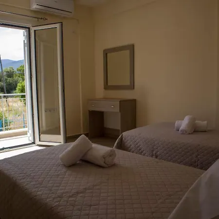 Babis House * Καραβόμυλος