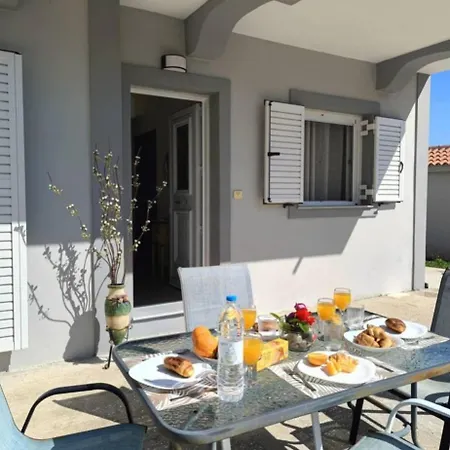 Babis House Βίλα